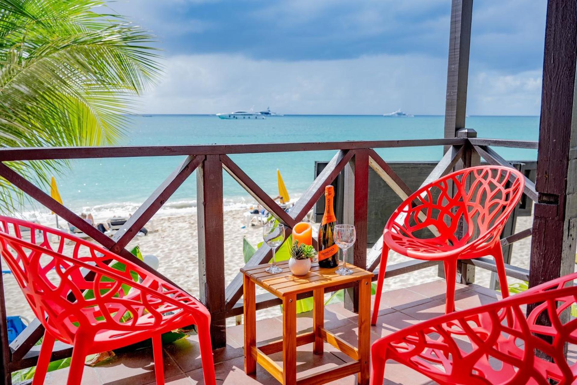 Mary'S Boon Beach Resort & Spa 심슨 베이 외부 사진