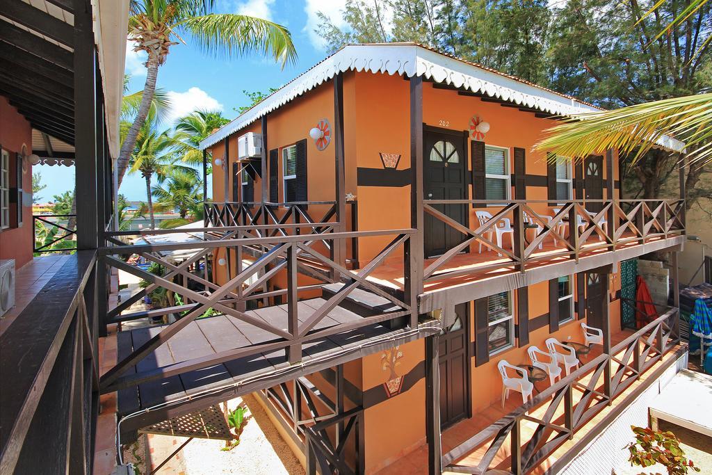 Mary'S Boon Beach Resort & Spa 심슨 베이 외부 사진